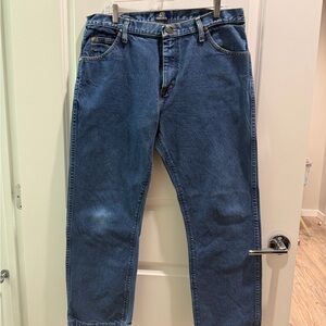 Wrangler Men's Deep Blue Relaxed Jeans